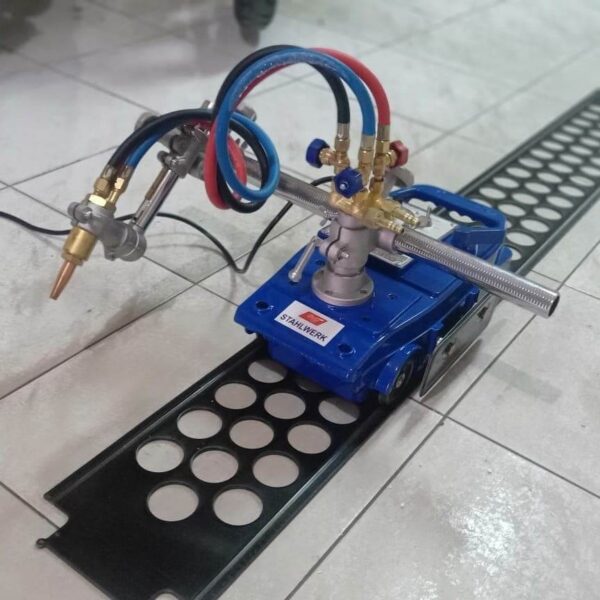 Gas Cutting Machine CG1-30B - Image 2